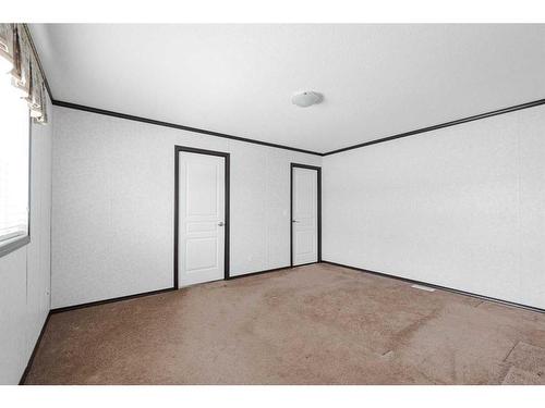 305 Gregoire Crescent, Fort Mcmurray, AB - Indoor Photo Showing Other Room