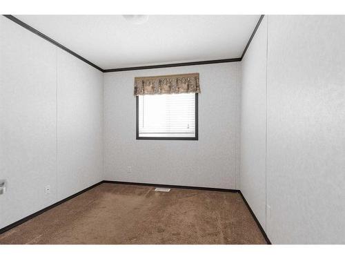 305 Gregoire Crescent, Fort Mcmurray, AB - Indoor Photo Showing Other Room