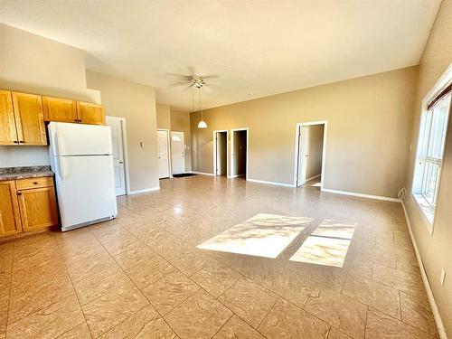 233-15249 665A Township, Lac La Biche, AB - Indoor Photo Showing Kitchen