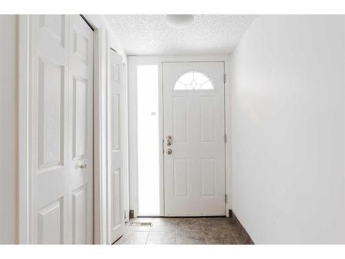 141-400 Silin Forest Road, Fort Mcmurray, AB - Indoor Photo Showing Other Room