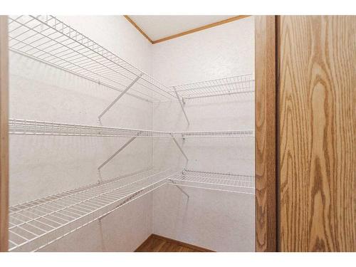 116 Mcinnes Street, Fort Mcmurray, AB - Indoor With Storage