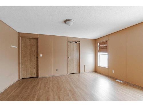 116 Mcinnes Street, Fort Mcmurray, AB - Indoor Photo Showing Other Room