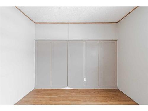 116 Mcinnes Street, Fort Mcmurray, AB - Indoor Photo Showing Other Room