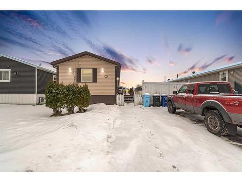 116 Mcinnes Street, Fort Mcmurray, AB - Outdoor