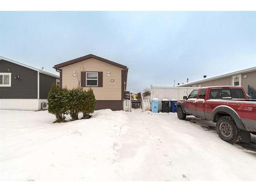 116 Mcinnes Street, Fort Mcmurray, AB - Outdoor