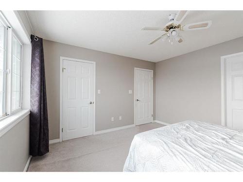 120 Sirius Avenue, Fort Mcmurray, AB - Indoor Photo Showing Bedroom