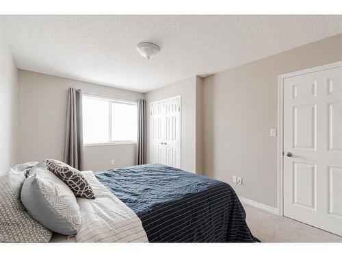 120 Sirius Avenue, Fort Mcmurray, AB - Indoor Photo Showing Bedroom