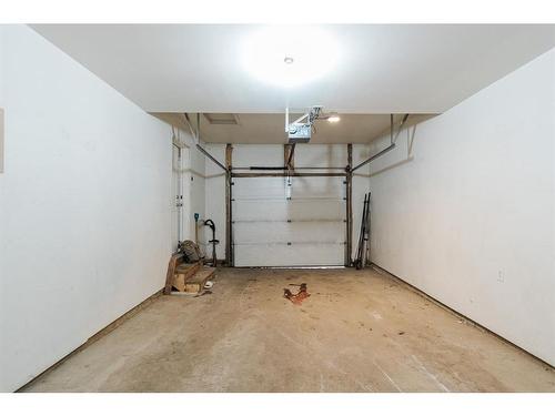 120 Sirius Avenue, Fort Mcmurray, AB - Indoor Photo Showing Garage