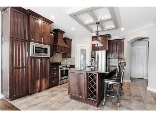 788 Heritage Drive, Fort Mcmurray, AB - Indoor Photo Showing Kitchen With Upgraded Kitchen