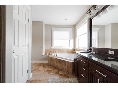 788 Heritage Drive, Fort Mcmurray, AB - Indoor Photo Showing Bathroom