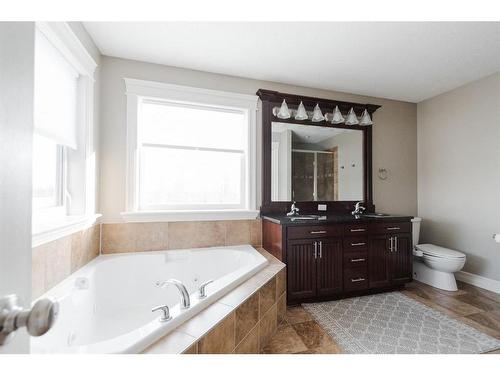 788 Heritage Drive, Fort Mcmurray, AB - Indoor Photo Showing Bathroom