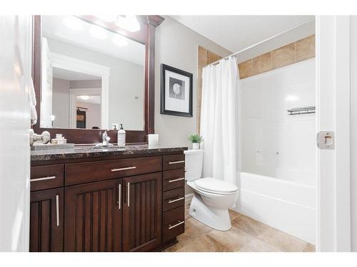 788 Heritage Drive, Fort Mcmurray, AB - Indoor Photo Showing Bathroom