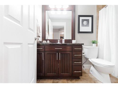 788 Heritage Drive, Fort Mcmurray, AB - Indoor Photo Showing Bathroom