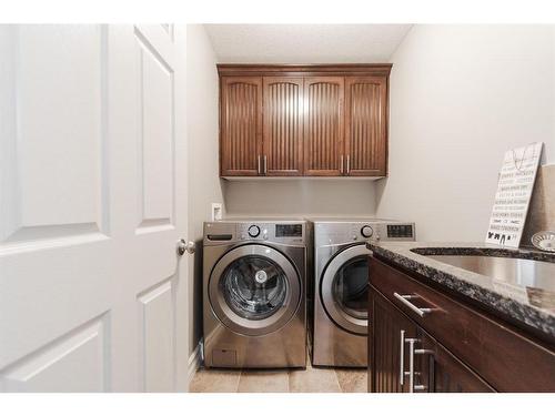 788 Heritage Drive, Fort Mcmurray, AB - Indoor Photo Showing Laundry Room