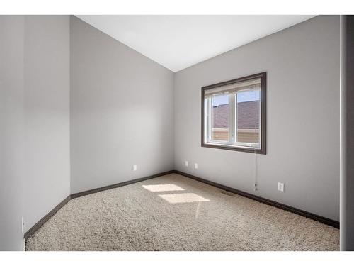 314 Plamondon Drive, Fort Mcmurray, AB - Indoor Photo Showing Other Room