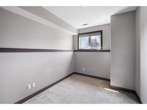 314 Plamondon Drive, Fort Mcmurray, AB - Indoor Photo Showing Other Room