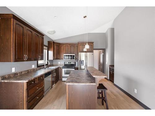 314 Plamondon Drive, Fort Mcmurray, AB - Indoor Photo Showing Kitchen