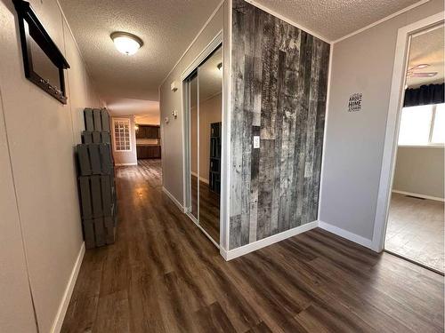 132 Morgan Avenue, Fort Mcmurray, AB - Indoor Photo Showing Other Room