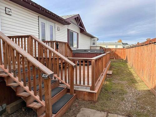 132 Morgan Avenue, Fort Mcmurray, AB - Outdoor With Deck Patio Veranda With Exterior