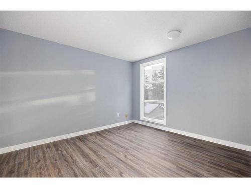 1527-21 Macdonald Drive, Fort Mcmurray, AB - Indoor Photo Showing Other Room