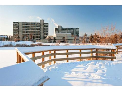 1527-21 Macdonald Drive, Fort Mcmurray, AB - Outdoor With View