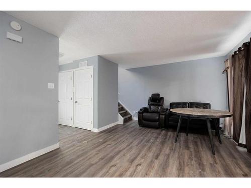 1527-21 Macdonald Drive, Fort Mcmurray, AB - Indoor Photo Showing Other Room