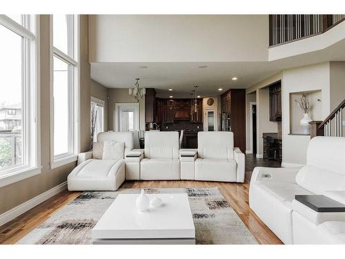 243 Wild Rose Street, Fort Mcmurray, AB - Indoor Photo Showing Living Room