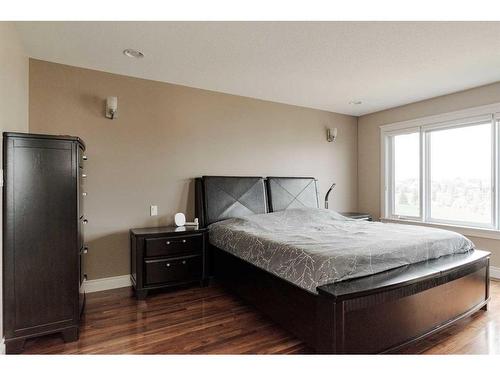 243 Wild Rose Street, Fort Mcmurray, AB - Indoor Photo Showing Bedroom