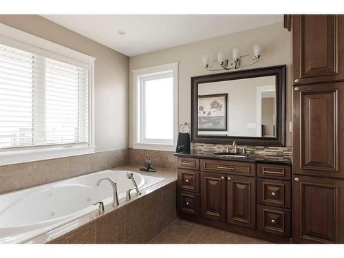 243 Wild Rose Street, Fort Mcmurray, AB - Indoor Photo Showing Bathroom