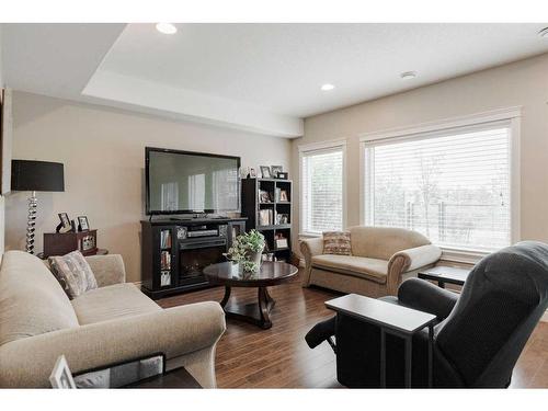 243 Wild Rose Street, Fort Mcmurray, AB - Indoor Photo Showing Living Room