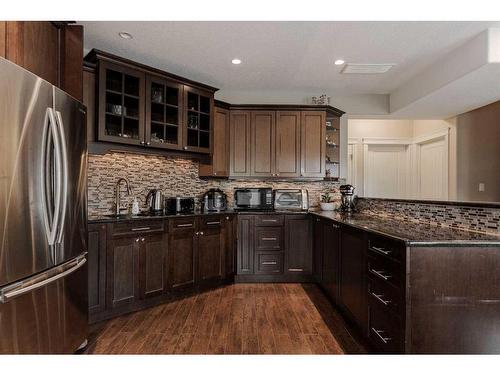 243 Wild Rose Street, Fort Mcmurray, AB - Indoor Photo Showing Kitchen With Upgraded Kitchen