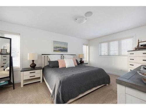 127 Waxwing Rise, Fort Mcmurray, AB - Indoor Photo Showing Bedroom