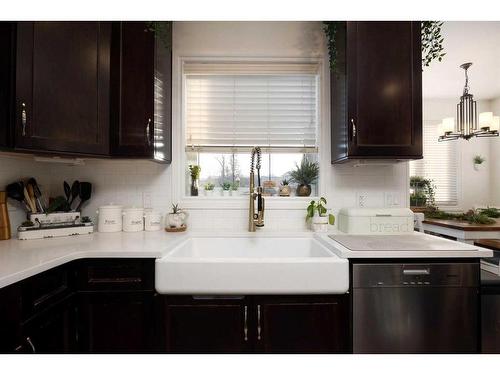 127 Waxwing Rise, Fort Mcmurray, AB - Indoor Photo Showing Kitchen With Double Sink