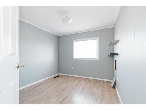 106 Grant Way, Fort Mcmurray, AB - Indoor Photo Showing Other Room