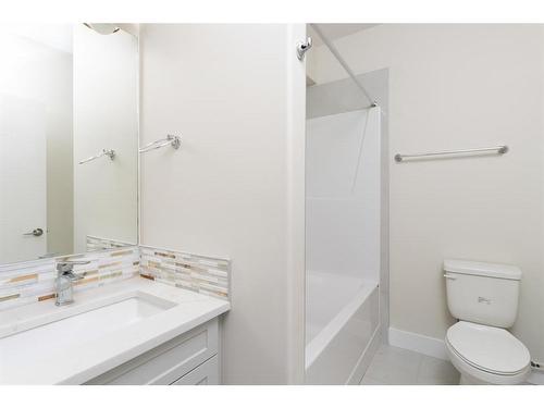 149 Shalestone Place, Fort Mcmurray, AB - Indoor Photo Showing Bathroom