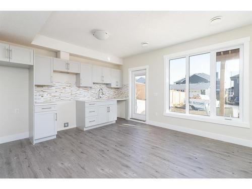 149 Shalestone Place, Fort Mcmurray, AB - Indoor Photo Showing Kitchen