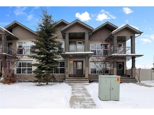 15-400 Sparrow Hawk Drive, Fort Mcmurray, AB - Outdoor With Balcony With Facade