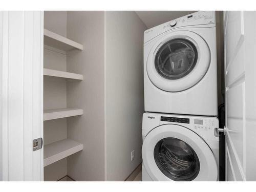 10-401 Sparrow Hawk Drive, Fort Mcmurray, AB - Indoor Photo Showing Laundry Room