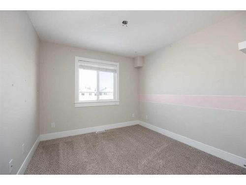 10-401 Sparrow Hawk Drive, Fort Mcmurray, AB - Indoor Photo Showing Other Room