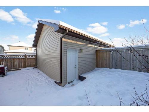 10-401 Sparrow Hawk Drive, Fort Mcmurray, AB - Outdoor With Exterior