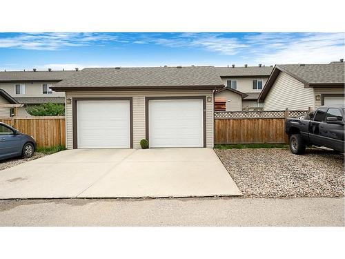 10-401 Sparrow Hawk Drive, Fort Mcmurray, AB - Outdoor With Exterior