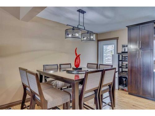 172 Brosseau Crescent, Fort Mcmurray, AB - Indoor Photo Showing Dining Room