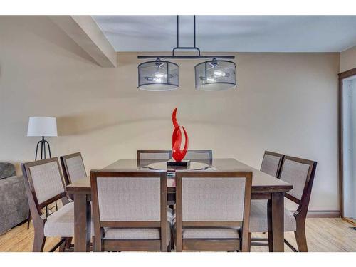 172 Brosseau Crescent, Fort Mcmurray, AB - Indoor Photo Showing Dining Room