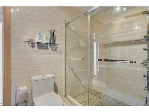 172 Brosseau Crescent, Fort Mcmurray, AB - Indoor Photo Showing Bathroom