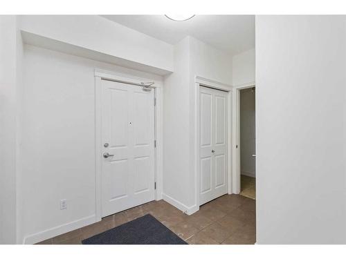 402-100 Denholm Gate, Fort Mcmurray, AB - Indoor Photo Showing Other Room