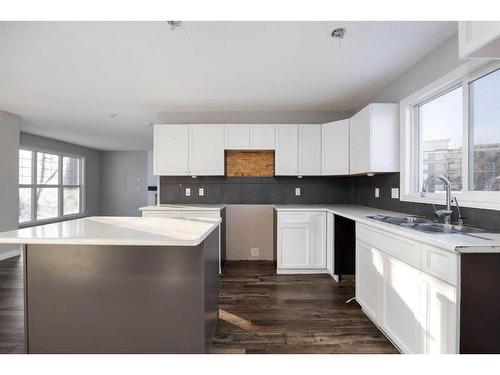 120 Grosbeak Way, Fort Mcmurray, AB - Indoor Photo Showing Kitchen With Double Sink