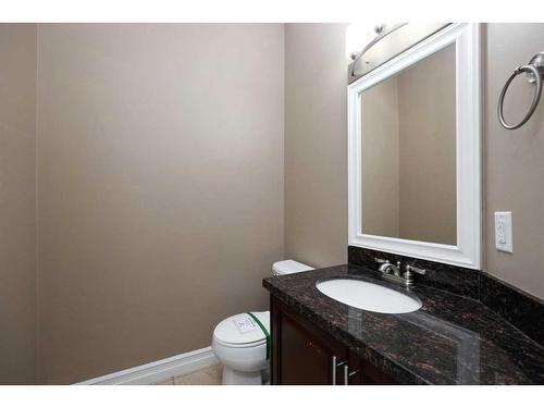 120 Dogwood Lane, Fort Mcmurray, AB - Indoor Photo Showing Bathroom