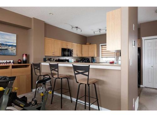 44-313 Millennium Drive, Fort Mcmurray, AB - Indoor Photo Showing Kitchen