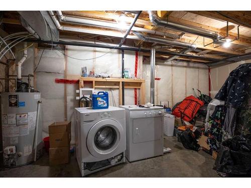 44-313 Millennium Drive, Fort Mcmurray, AB - Indoor Photo Showing Laundry Room