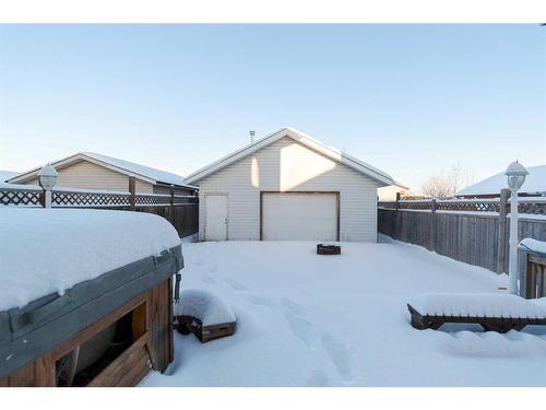 176 Archibald Close, Fort Mcmurray, AB - Outdoor With Exterior